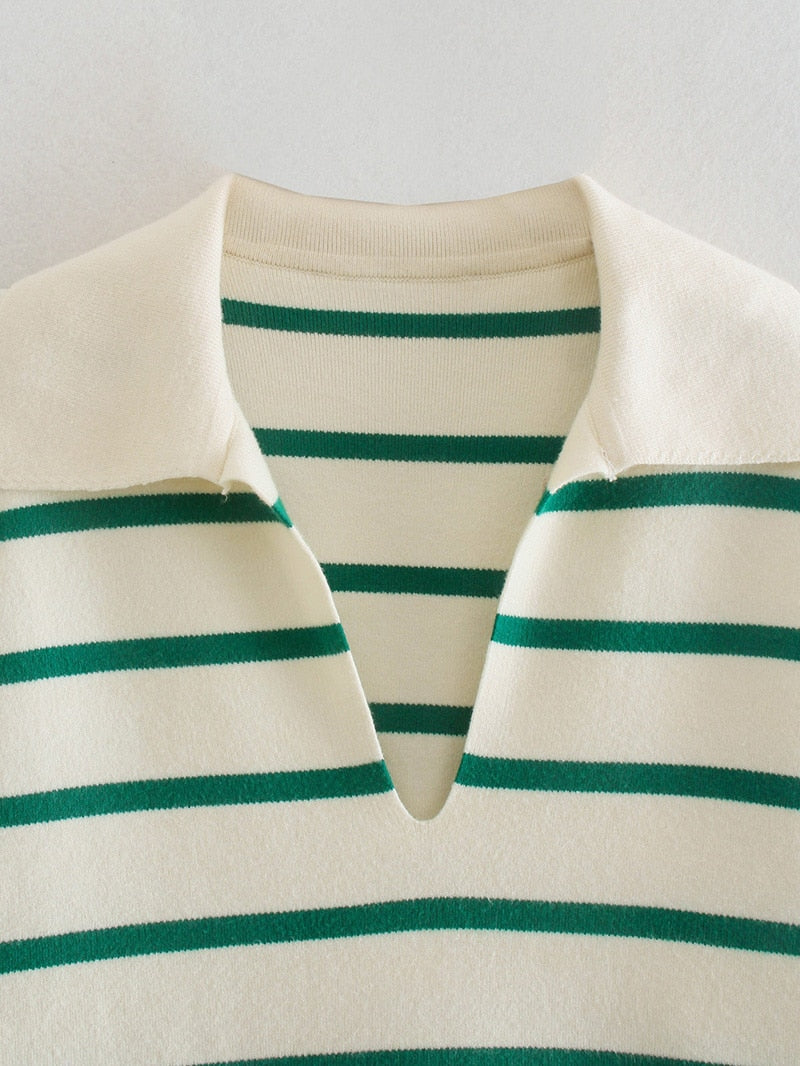 Gusaino Green Striped Sweater