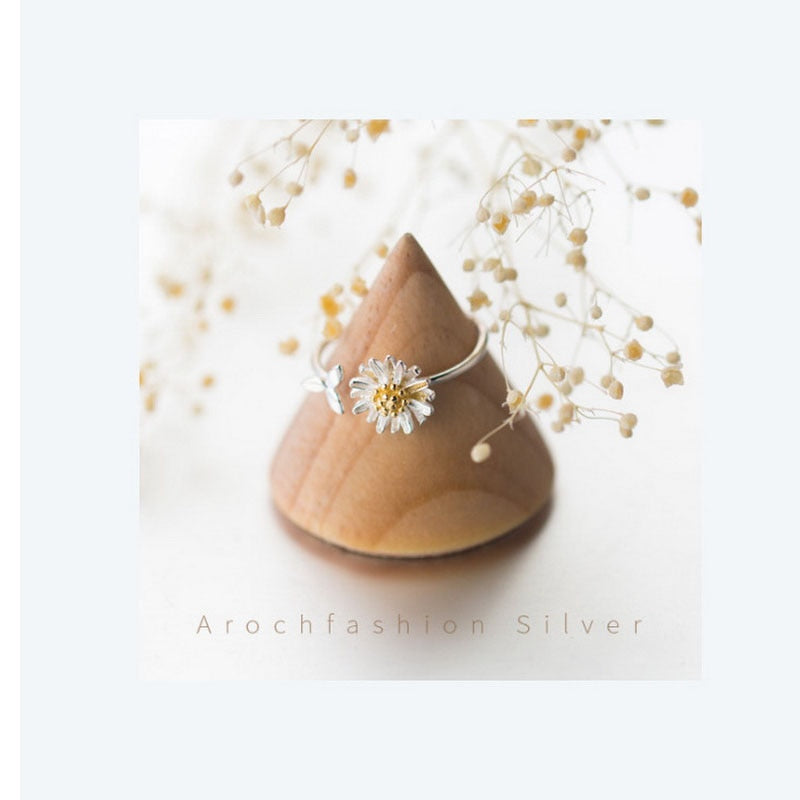 Daisy Flower Ring